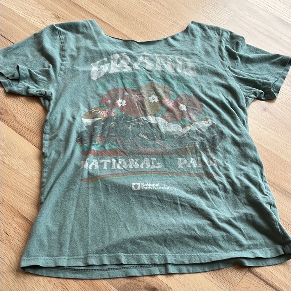 Multicolored Graphic Scoop Neck T-Shirt